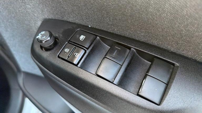 2021 Toyota Yaris 1.5 Hybrid Design 5dr CVT Hybrid Hatchback Hatchback Hybrid Automatic