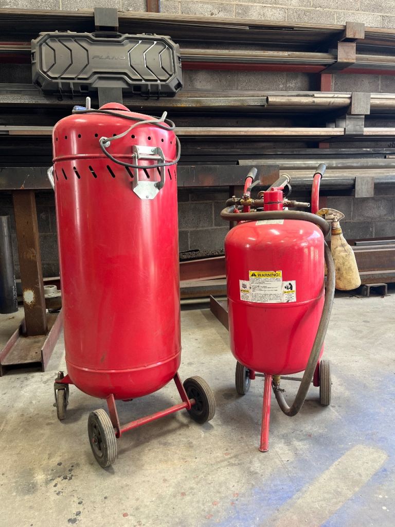 Abrasive Blasting Pot
