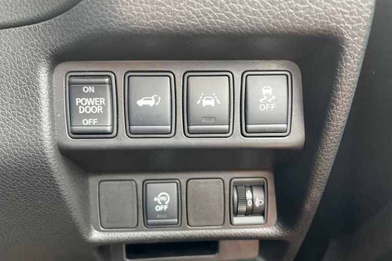 2020 Nissan X-Trail 1.7 dCi N-Connecta 5dr ESTATE DIESEL Manual