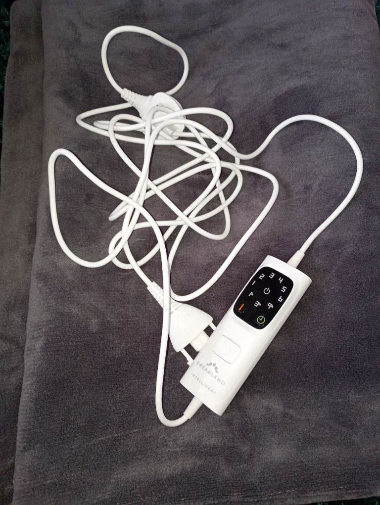 Dreamland electric Blanket Remote and Cables – Good Condition
