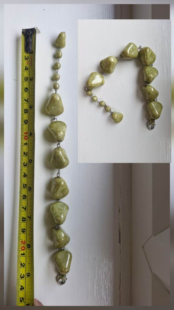Green stones bracelet 