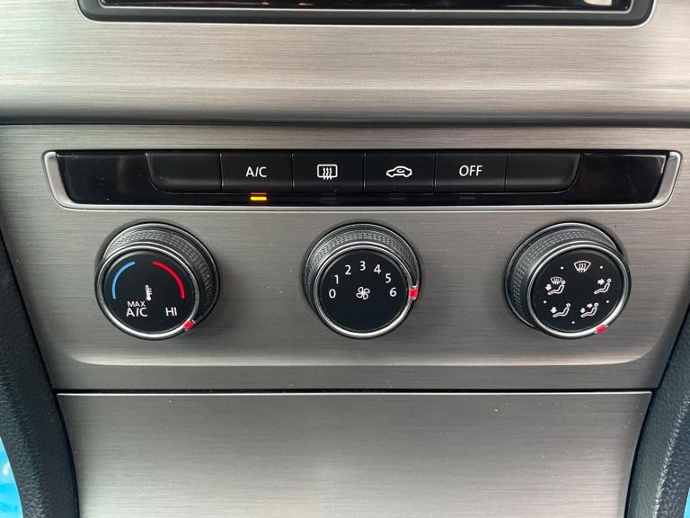 2015 Volkswagen Golf 1.6 TDI BlueMotion Tech SE Euro 6 (s/s) 5dr ESTATE Diesel Manual