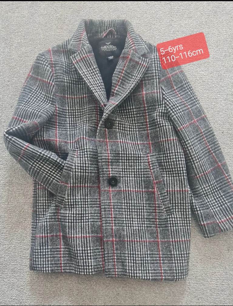 Boy's mid coat 5-6yrs