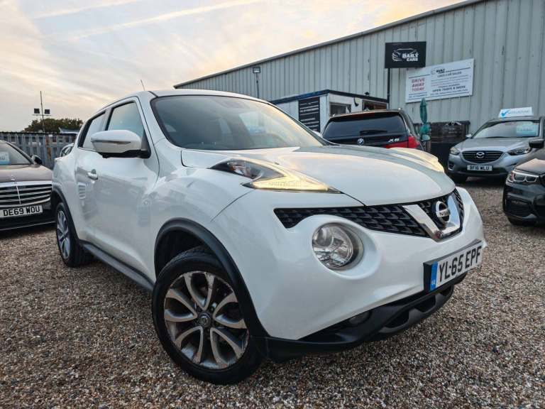 2016 Nissan Juke 1.6 Tekna XTRON Euro 6 5dr HATCHBACK Petrol Automatic