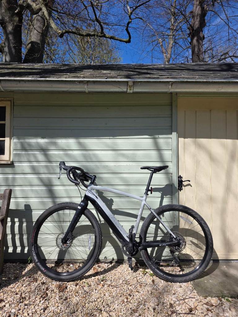 Cairn e-adventure 1.0 - electric gravel bike 