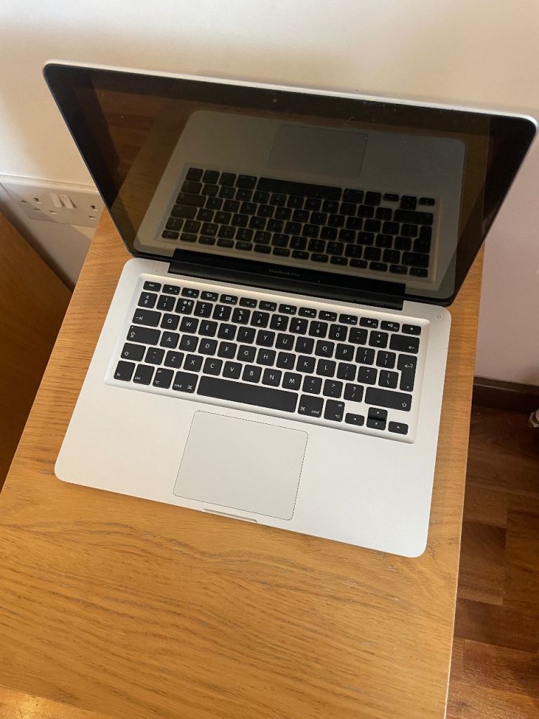 Grab a bargain Apple MacBook Pro A1278