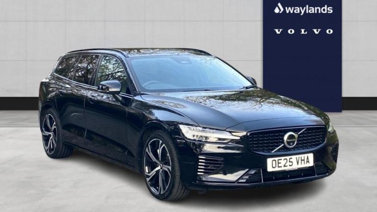 2025 Volvo V60 2.0 T8 [455] PHEV Ultra Dark 5dr AWD Auto Estate Petrol Parallel PHEV Automatic
