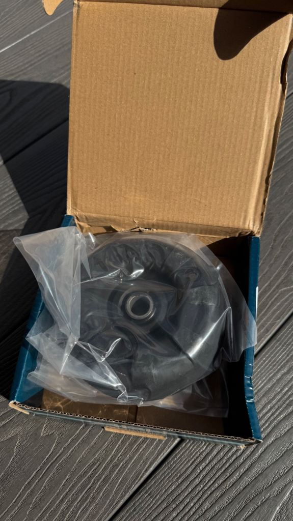 Front suspension strut top mount with bearing for Peugeot 3008 (MK1, 08-16) and 5008 (MK1, 09-16)