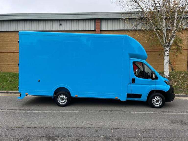 2022 Peugeot Boxer 2.2 BlueHDi 335 S Platform Cab L3 EU6 Luton DIESEL Manual
