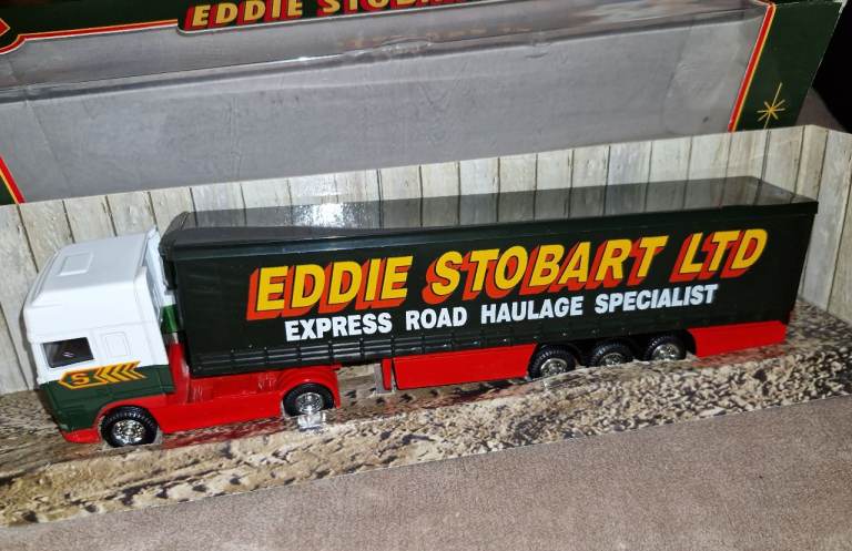 Corgi 1:64 Scale Eddie Stobart Ltd Curtainside Lorry - Vintage Die-Cast Model (Boxed Mint?