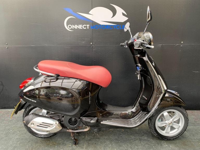 PIAGGIO VESPA 125cc PRIMAVERA SCOOTER LOW MILEAGE 2014 HPI CLEAR