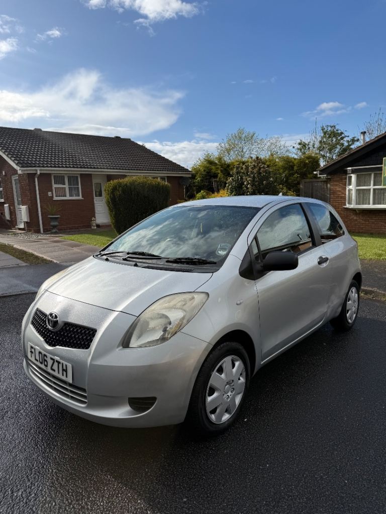 Toyota Yaris 1.0 Petrol 2006 - 2 Owners From New / HPI Clear / Mot Until December 2026
