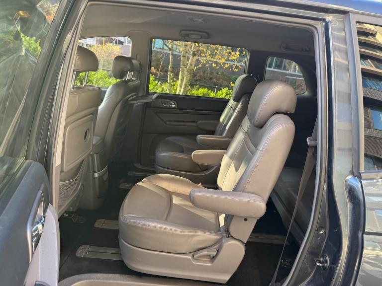 2014 SSANGYONG RODIUS TURISMO 2.0 E-XDI T-TRONIC AUTOMATIC 4WD 7 SEATER 5dr GREY