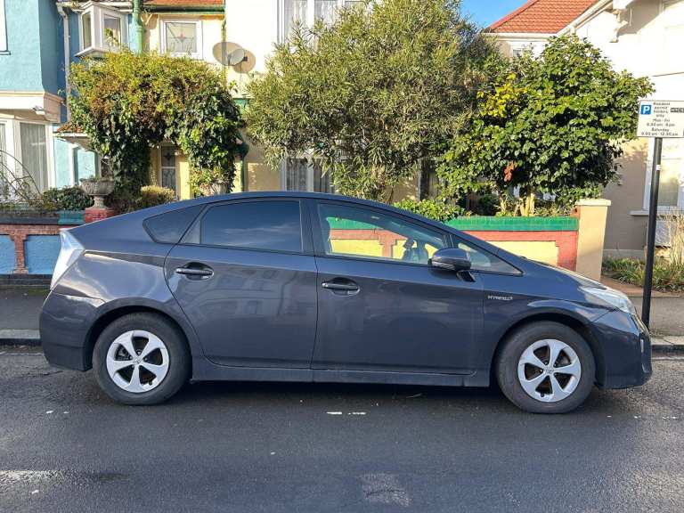 Toyota, PRIUS, Hatchback, 2015, Other, 1798 (cc), 5 doors