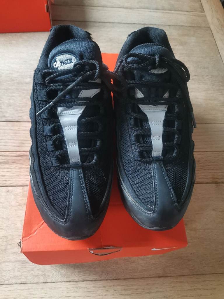 Nike Air Max 95 Trainers - Black, size 6