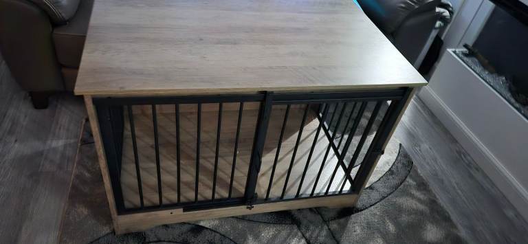 Dog crate 