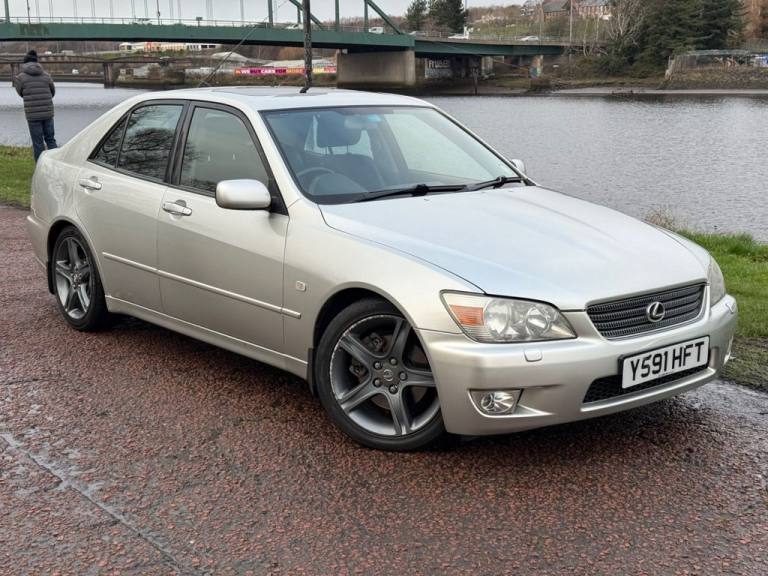2001 Y LEXUS IS 2.0 200 SE SALOON 4DR PETROL MANUAL (229 G/KM, 153 BHP)