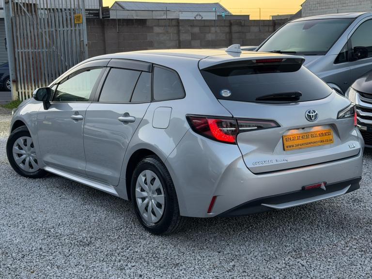 2022 Toyota Corolla TOURING ESTATE GX SILVER 1.8L PETROL HYBRID ELECTRIC AUTOMATIC 5 SEATER Estat...