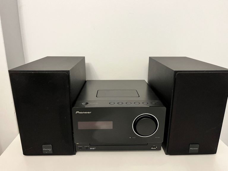 Pioneer Stereo