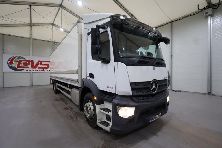 2016 (16 PLATE) Mercedes Benz ANTOS 1824 4x2 Euro 6 Boxes