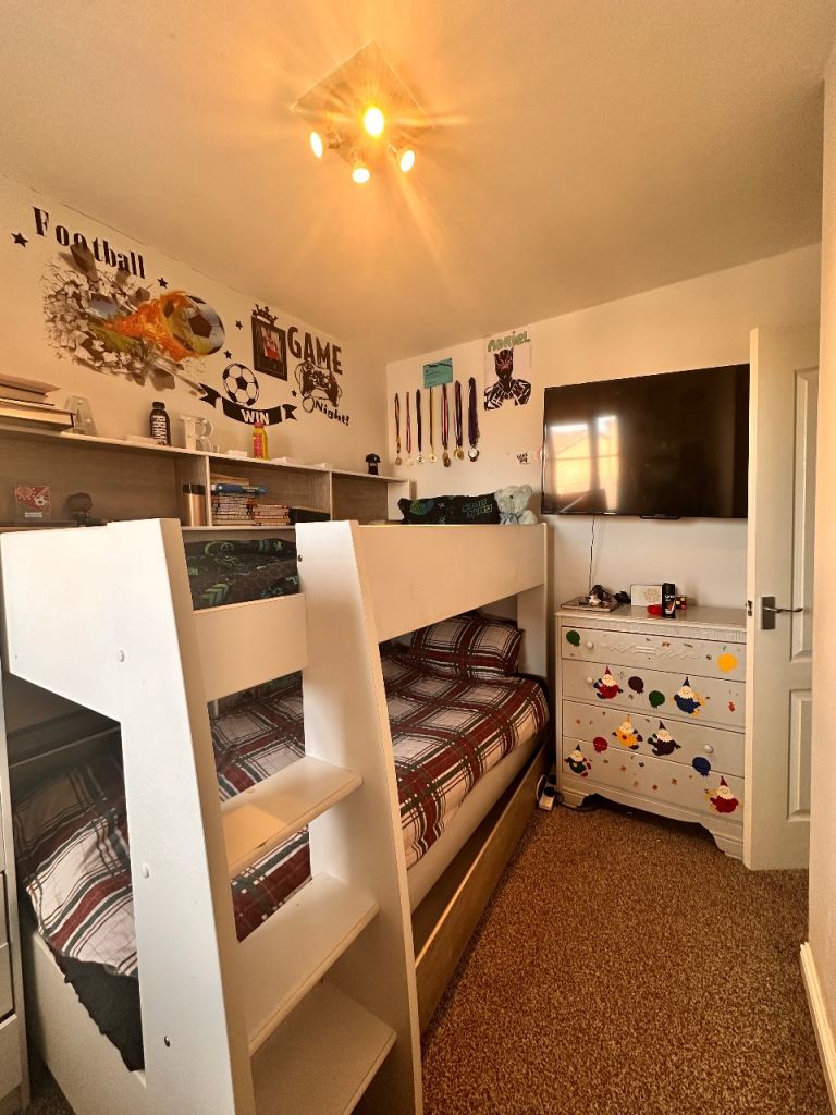 Bank bed 