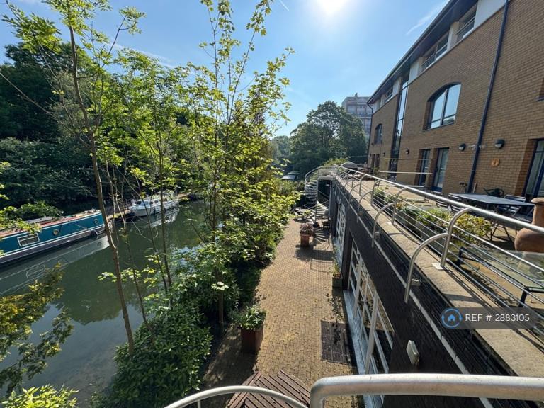 4 bedroom flat in Bridge Wharf, London, N1 (4 bed) (#2883105)