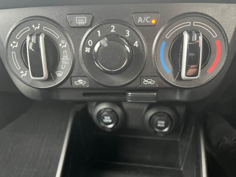 2022 (22) Suzuki Swift SZ-T 1.2 Dualjet Mhev - Automatic - Low Mileage