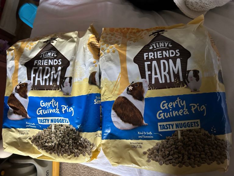X2 new bags of guinea pig food nuggets 
