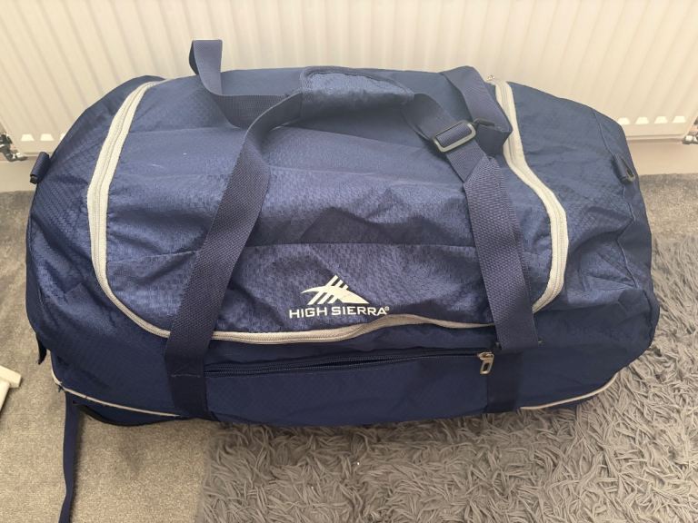 Hi-Sierra foldable travel duffle pull along 50-70l luggage bag 