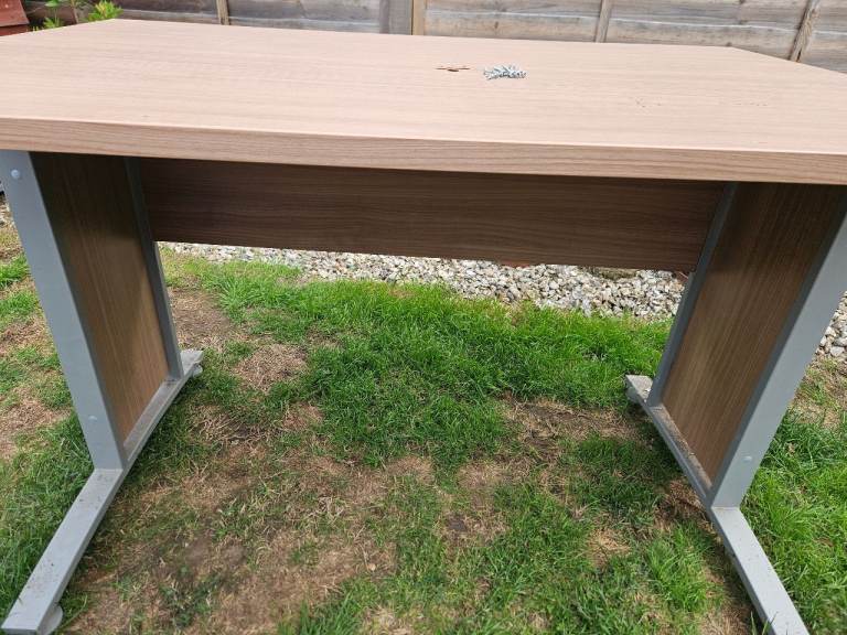 Wooden Desk with Metal Frame – Good Condition
