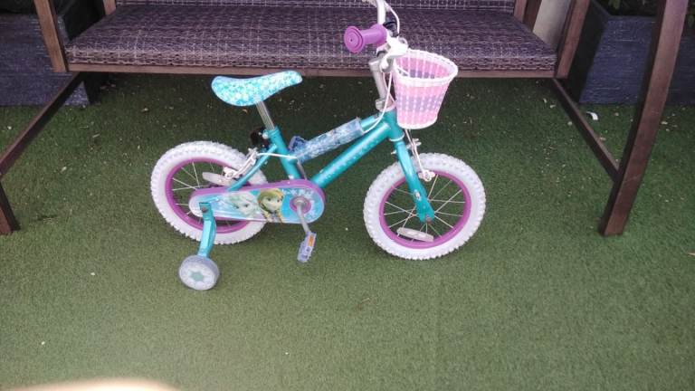 14 inch girls frozen bike EXCELLENT CONDITION 