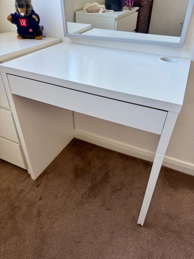 IKEA MICKE Desk – White