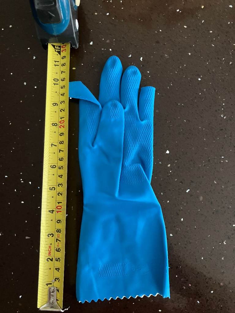 Rubber Gloves 6 Pair Small in Blue £3 only