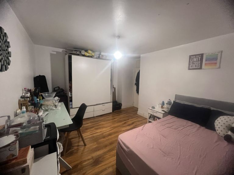 Master bed room to share 