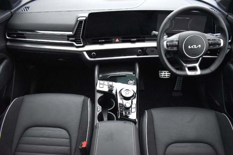 2025 Kia Sportage 1.6T Plug In Hybrid Gt Line S Suv 5dr Petrol Auto Awd Euro 6 (s/s) (241 Bhp EST...