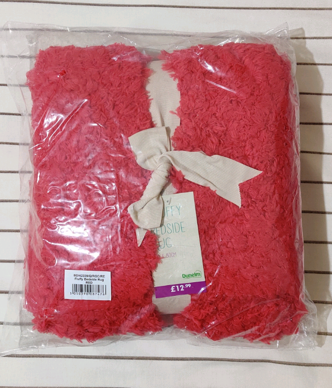 Fluffy Bedside Rug Red 50 x 80 cm