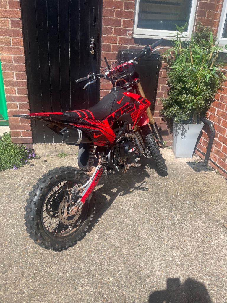m2r 125cc big wheel 2025