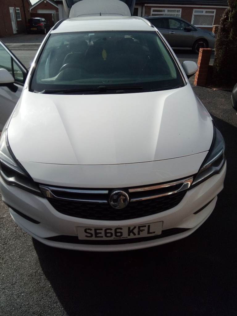 Vauxhall, ASTRA, Estate, 2017, Manual, 1598 (cc), 5 doors