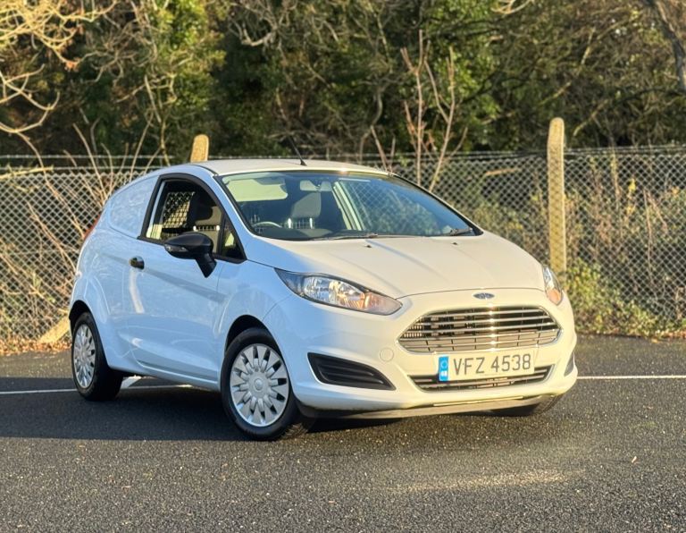 Ford, FIESTA, Car Derived Van, 2014, Manual, 1560 (cc)