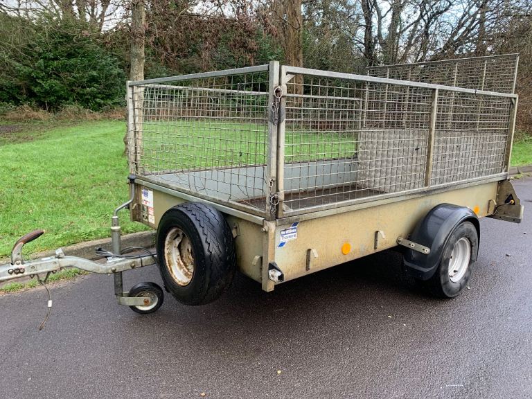 IFOR Williams trailer