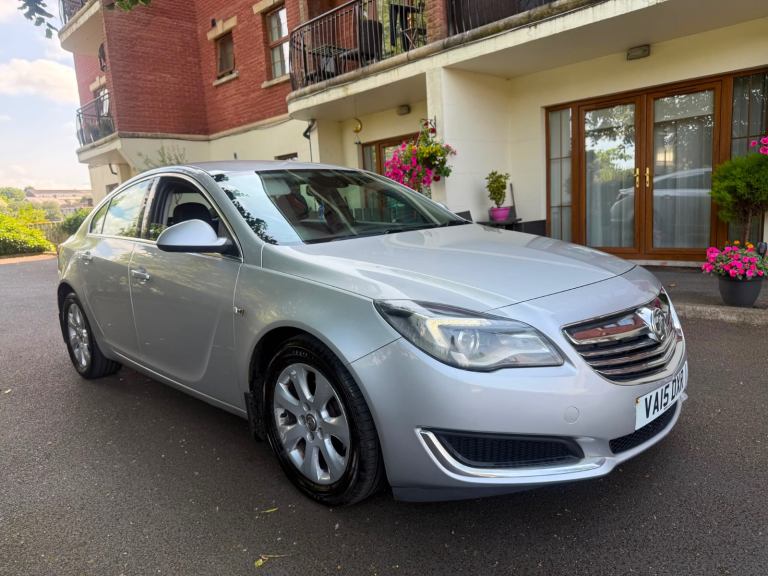 Vauxhall, INSIGNIA, Hatchback, 2015, Manual, 1956 (cc), 5 doors