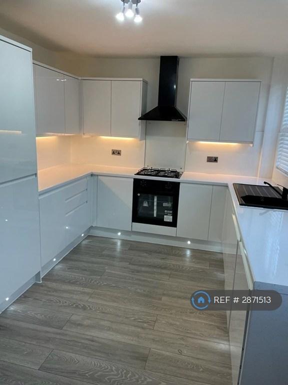 2 bedroom house in Hope Carr Road, Leigh, WN7 (2 bed) (#2871513)