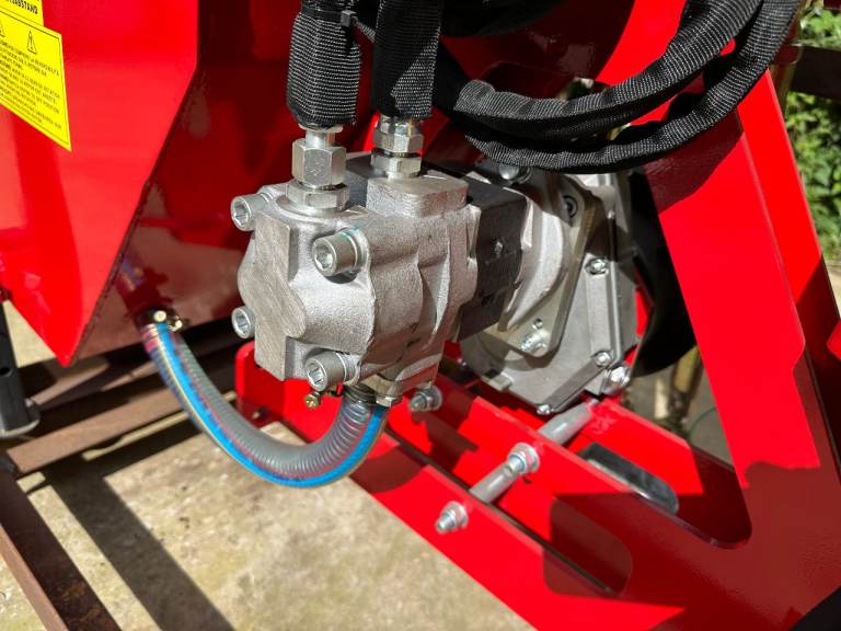 BRAND NEW TRACTOR HEDGE CUTTER Trimmer 800mm Flail Head for compact tractor Y flails