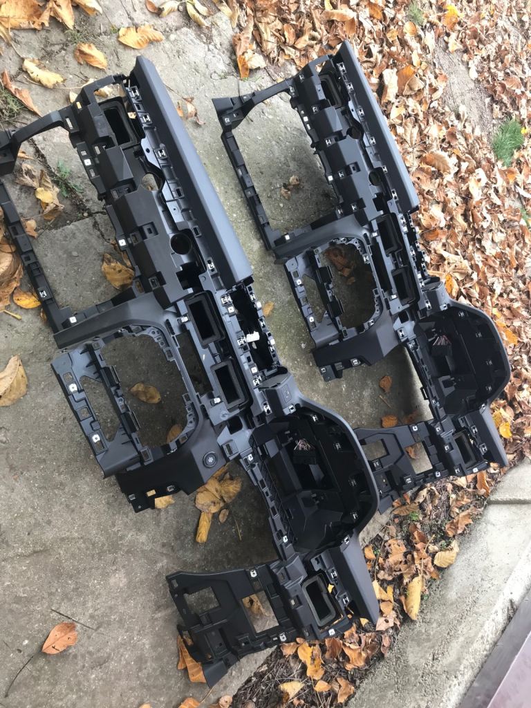 Dashbord panel Dacia Sandero 3 2021 - 2025