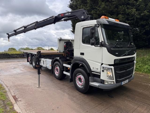 2018 18 Volvo FM 460 E6 8X2 28FT6 flat HIAB X-Hiduo 228 remote crane 