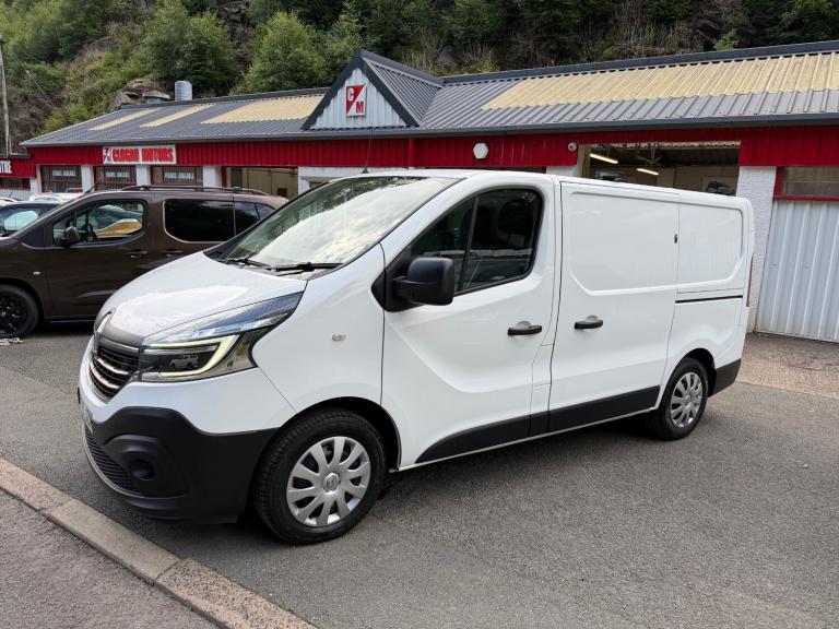 2020 Renault Trafic SL30 ENERGY dCi 120 Business+ Van Service Maintenance Van Tool Chest Chest PA...