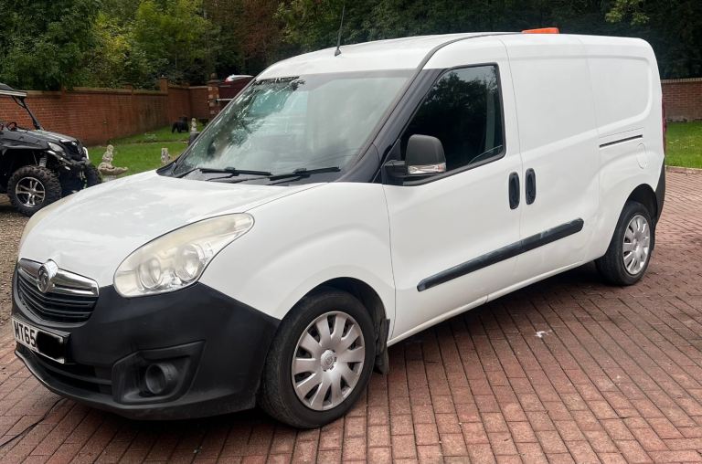 I 2015 Vauxhall Combo Crew cab 5 seater 6 door Lwb No Vat (65) plate Roof Rack Full mot 