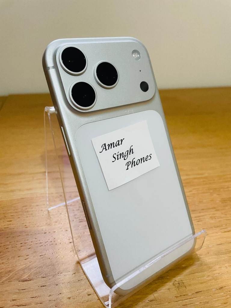 Iphone 17 Pro, 256GB, Silver, 100% Battery! (C638)