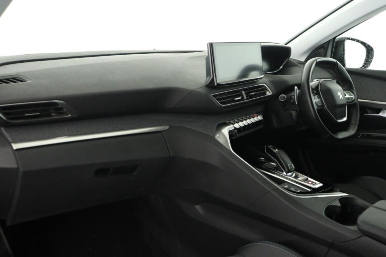 2022 Peugeot 5008 1.2 PureTech Allure Premium+ 5dr EAT8 HATCHBACK PETROL Automatic