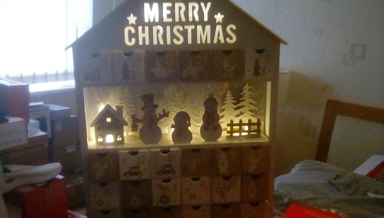 Wooden Advent Calendar with Lights – Good Condition